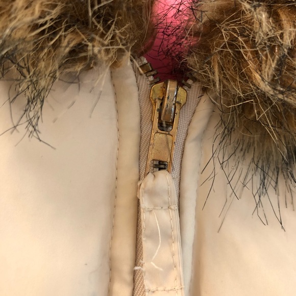 Y2K DKNY Puffer Hooded Jacket - Picture 8 of 9